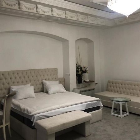 4 Rooms Hotel Гюмри Экстерьер фото